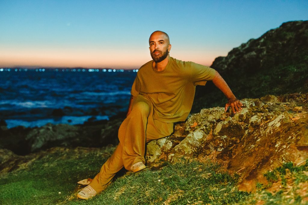 Bruno Capinan manda ‘Beijo de bicho’, álbum com faixa para Gal Costa, voz de Belize Pombal, feat com Illy e parceria póstuma com o poeta Waly Salomão